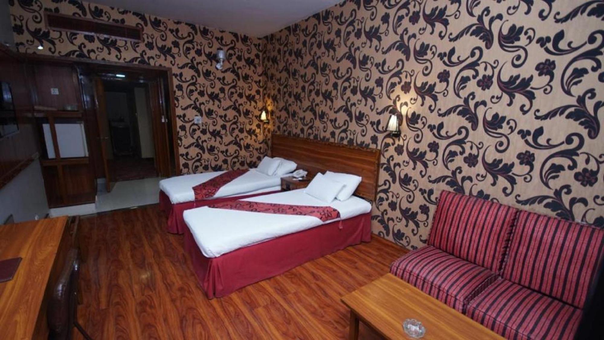 Faran Hotel Karachi Extérieur photo