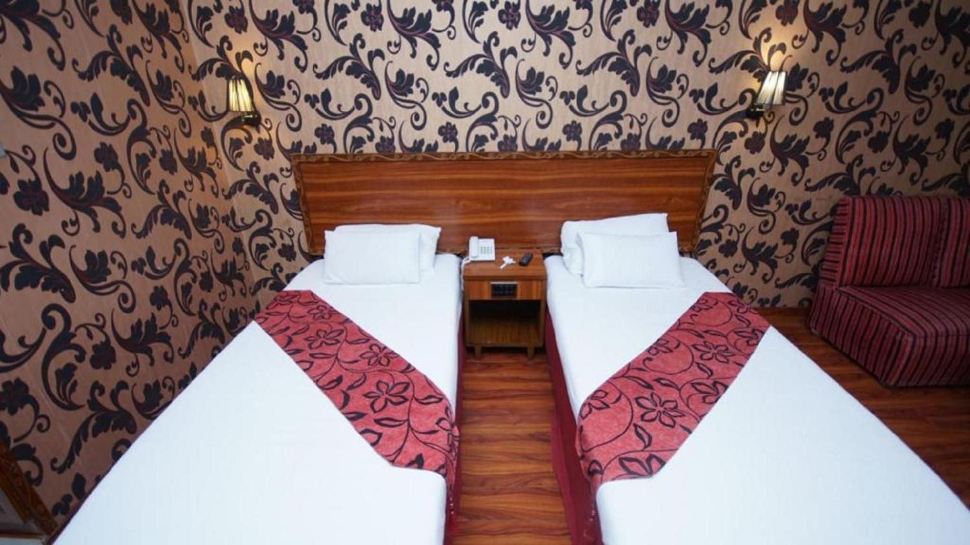 Faran Hotel Karachi Extérieur photo