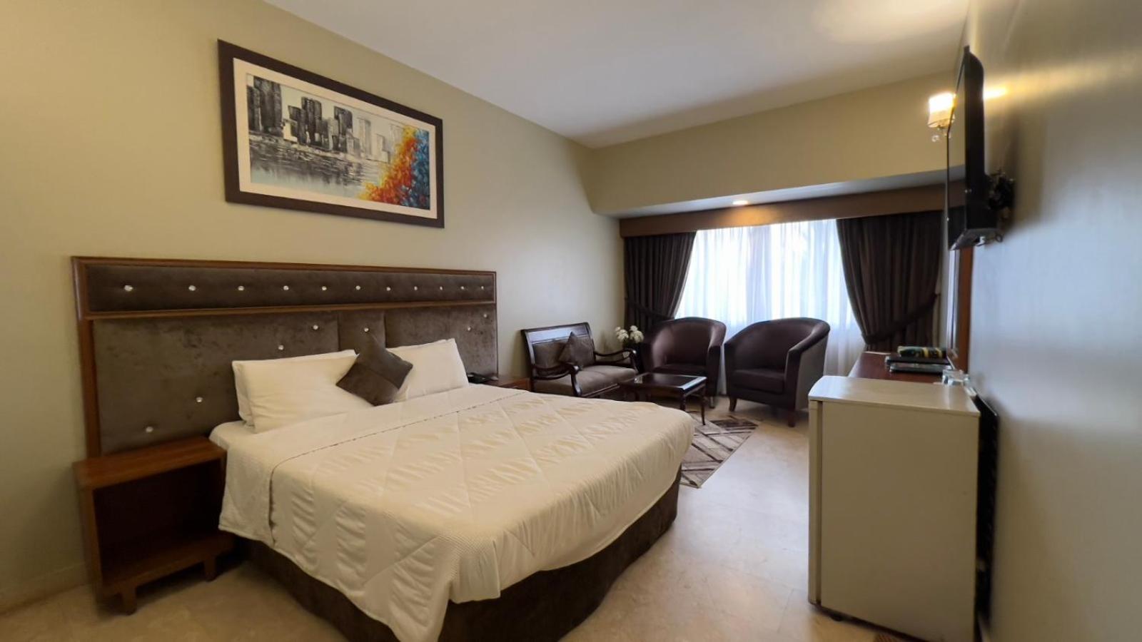 Faran Hotel Karachi Extérieur photo
