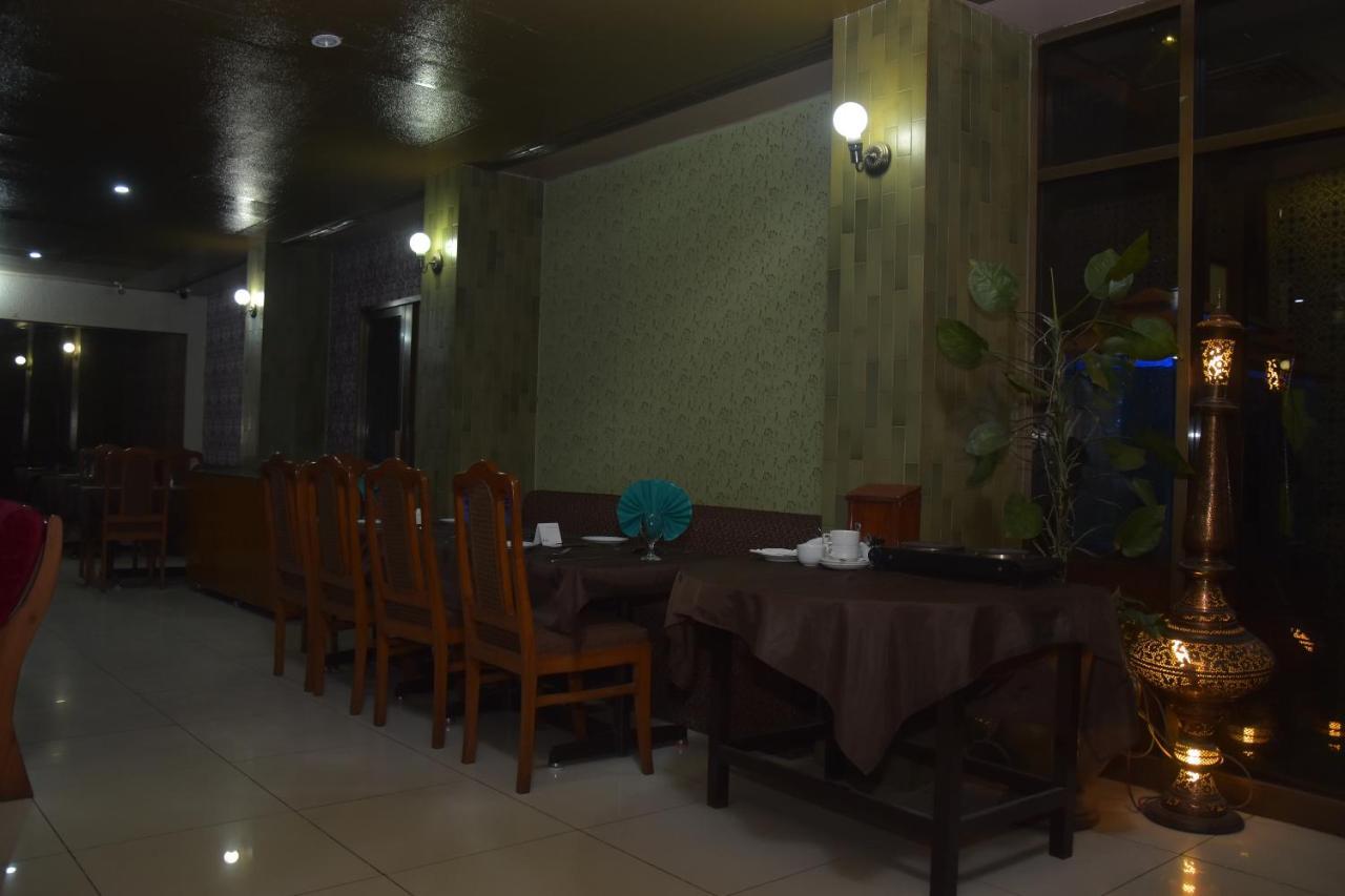 Faran Hotel Karachi Extérieur photo