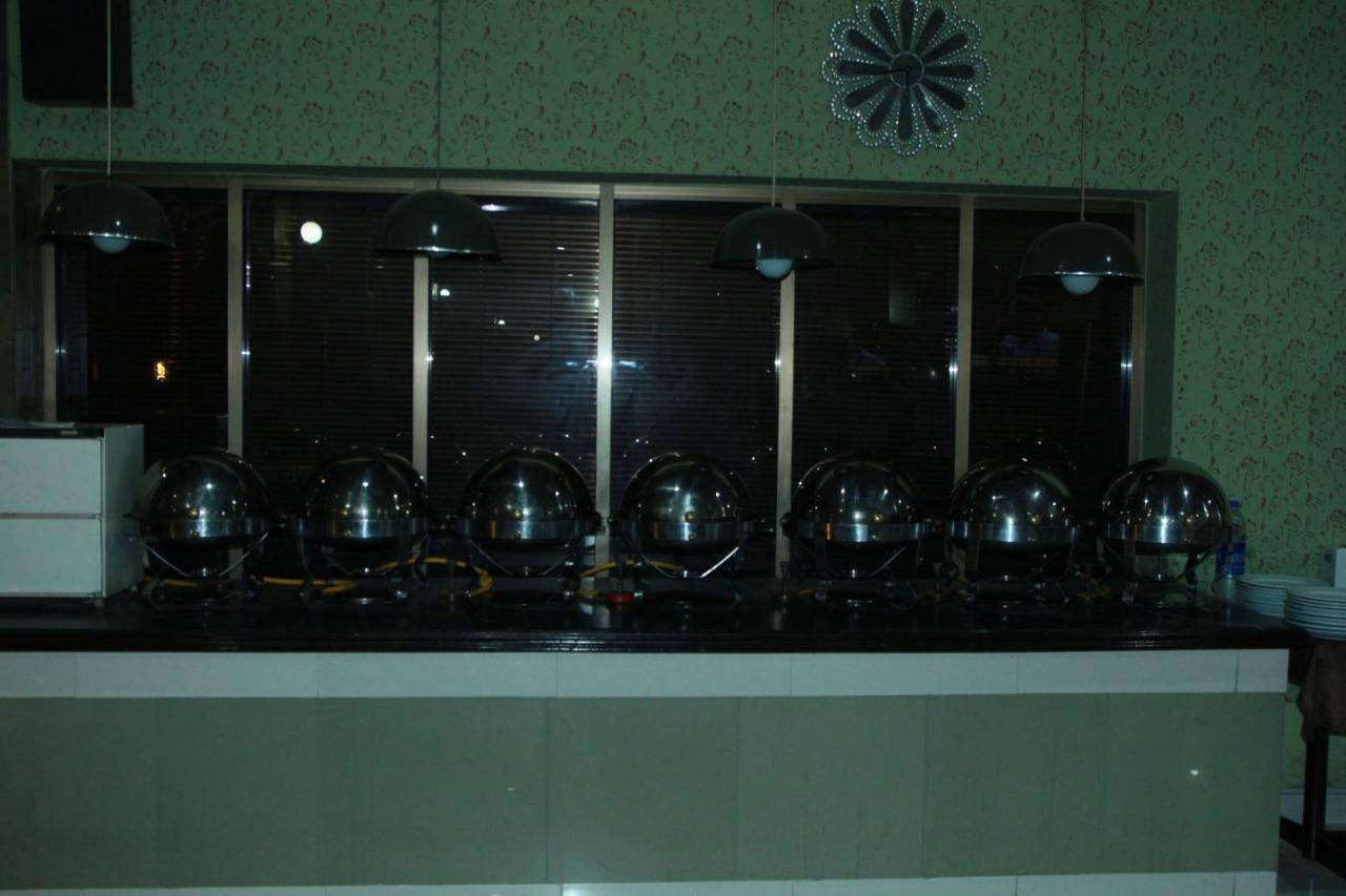 Faran Hotel Karachi Extérieur photo