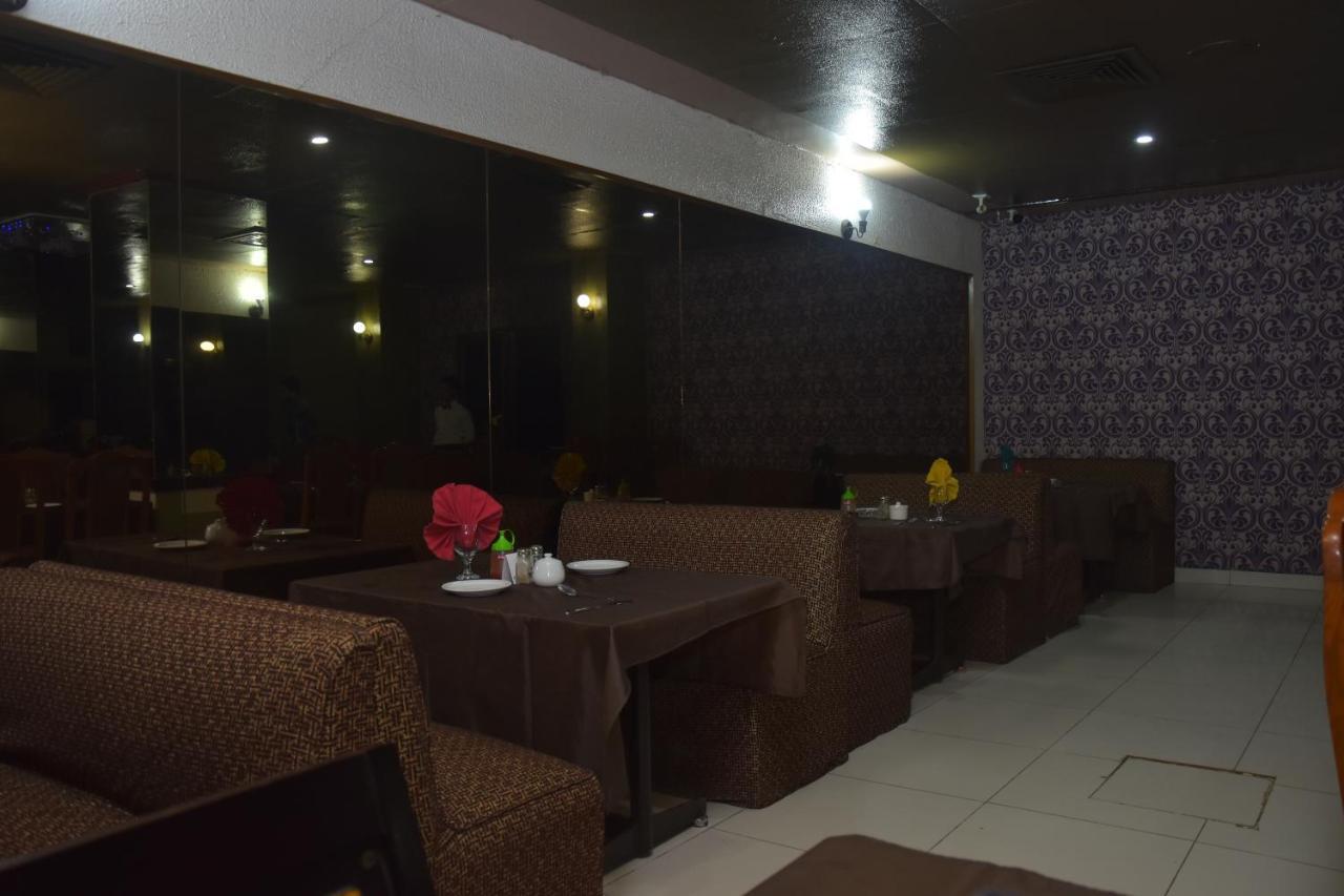 Faran Hotel Karachi Extérieur photo