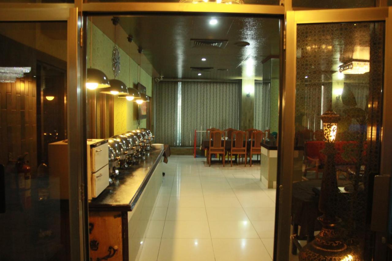 Faran Hotel Karachi Extérieur photo