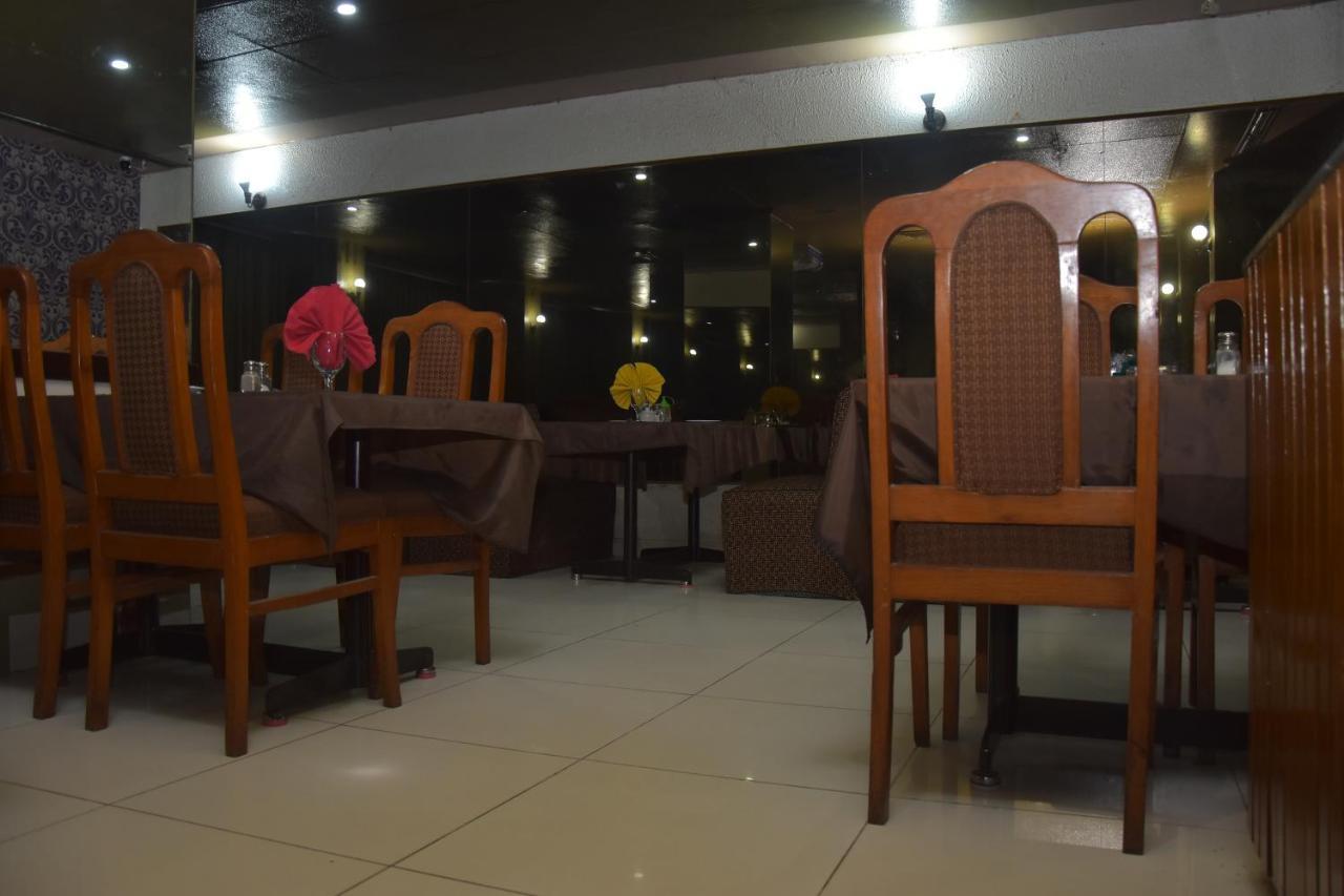 Faran Hotel Karachi Extérieur photo