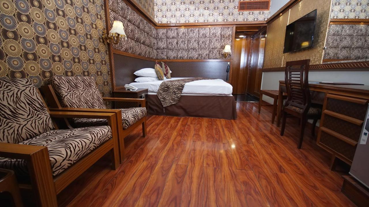 Faran Hotel Karachi Extérieur photo