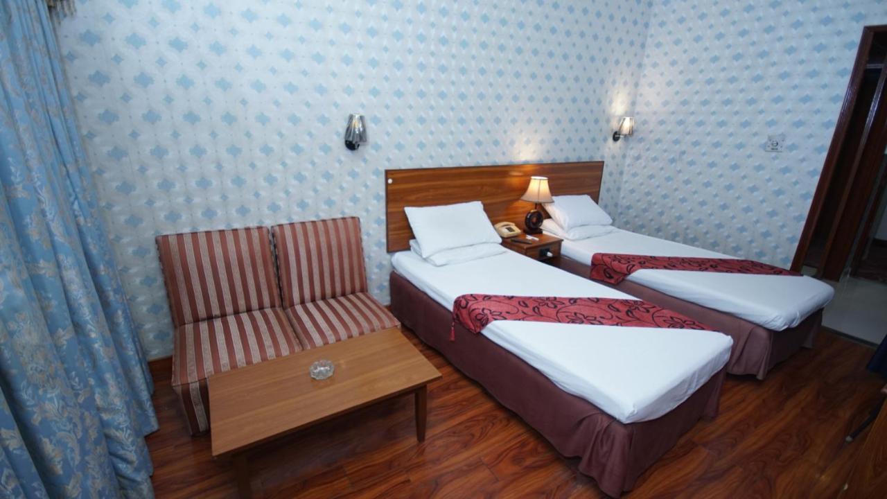 Faran Hotel Karachi Extérieur photo