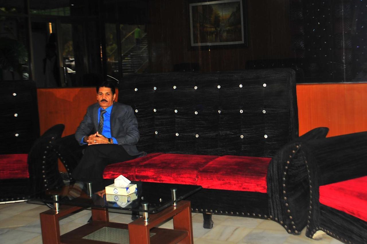 Faran Hotel Karachi Extérieur photo