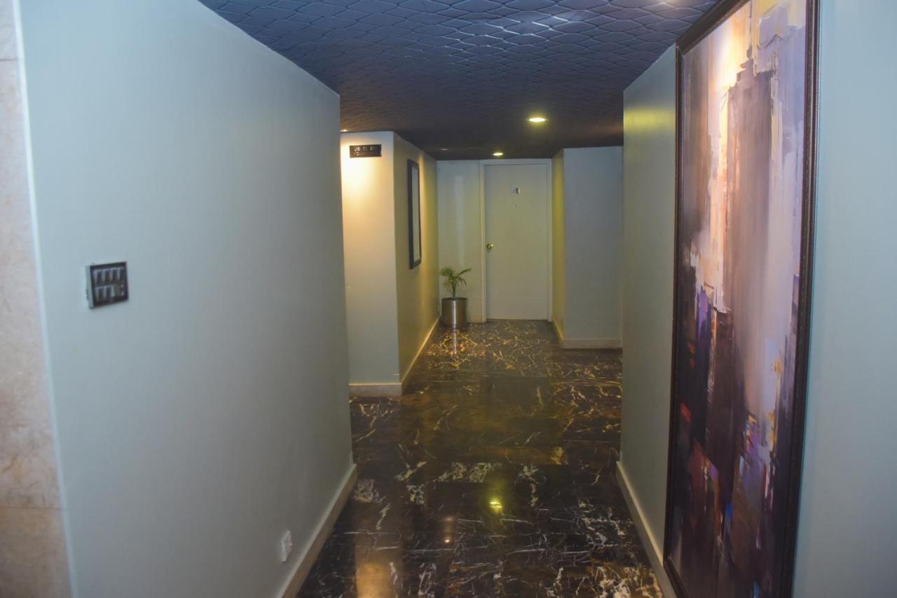 Faran Hotel Karachi Extérieur photo